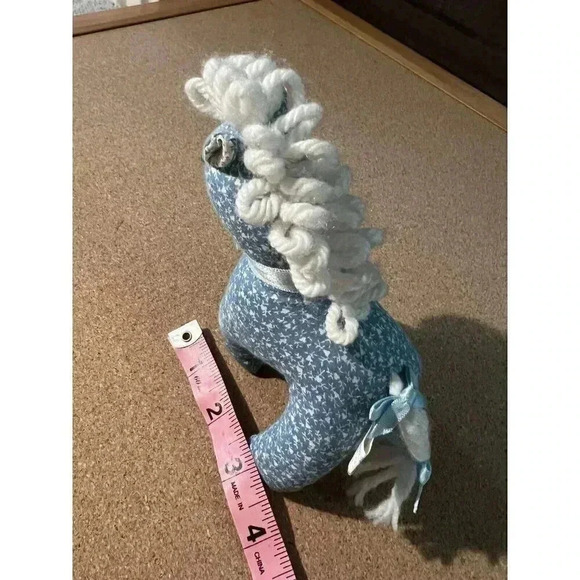 VINTAGE 1970s SMALL PLUSH PONY BY RUSS, Horse Plush Blue Toy Handmade - Picture 9 of 10